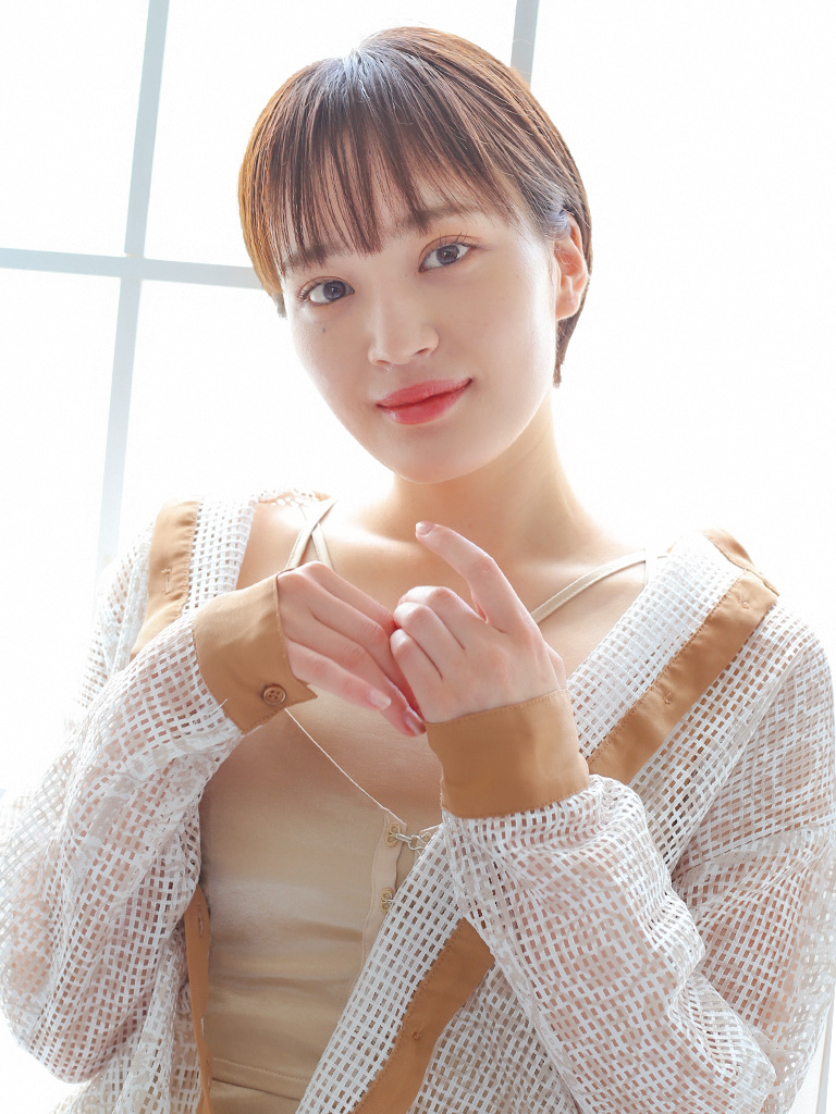 Allure Short ヘアースタイル