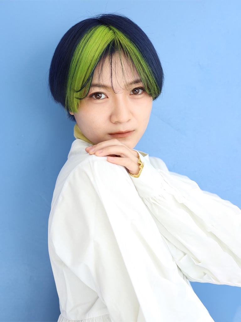 Allure Short ヘアースタイル